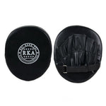 1pcs Boxing Hand Target MMA Martial Thai Kick Pad Kit Black Karate Training Mitt Focus Punch Pads Sparring Boxing Bags