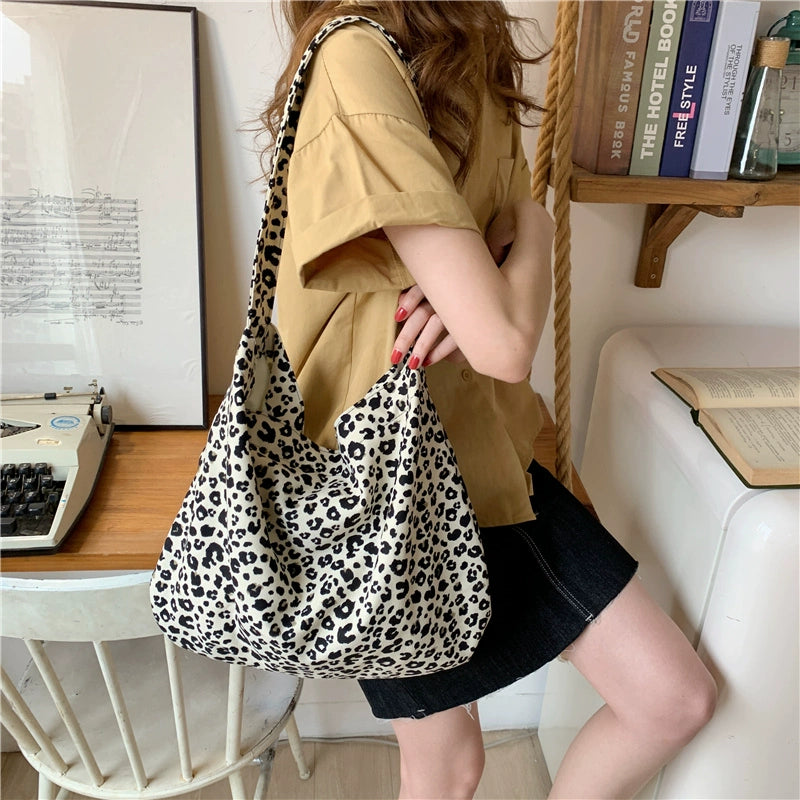 Instagram Modern Single-Shoulder Girl Student Little Bunny PCs